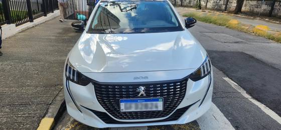 PEUGEOT 208 1.6 16V FLEX GRIFFE AT6 PEUGEOT 208 1.6 16V FLEX GRIFFE AT6